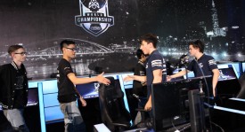 传奇人物巅峰时刻：迈克尔·杰克逊、奥黛丽·赫本、乔丹、贝利与科技领袖风采